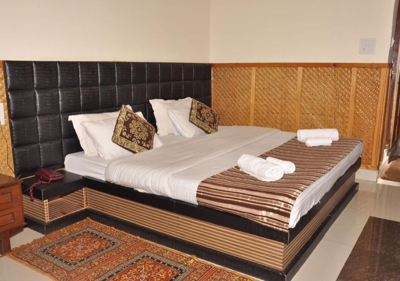 Himalaya Mount View Resort Uttarakhand Kausani Eksteriør billede